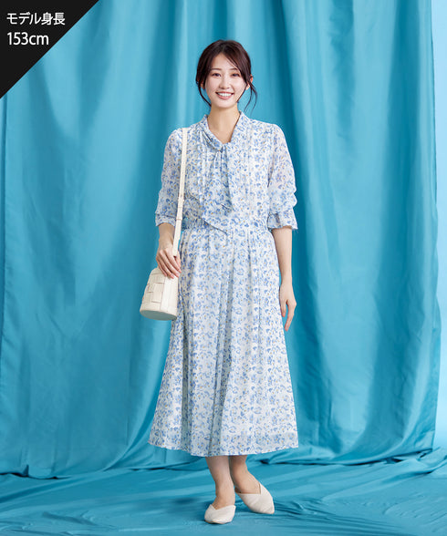 プリントボウタイ柄ワンピース