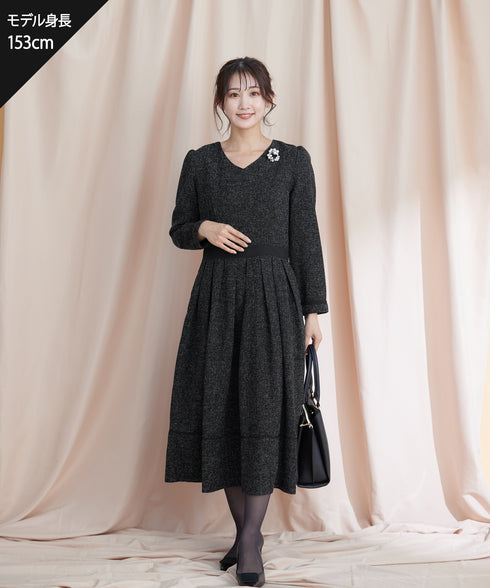 配色パイピングフレアワンピース