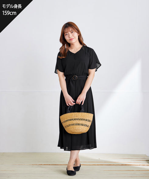 花びらスリーブベルト付きワンピース