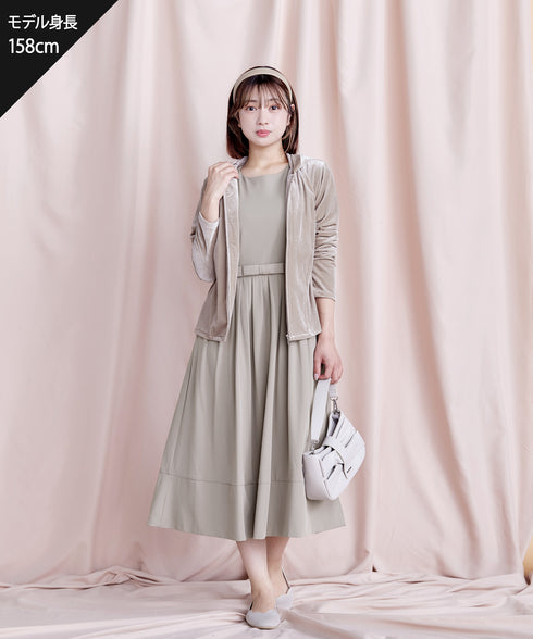 半袖リボンギャザーフレアワンピース