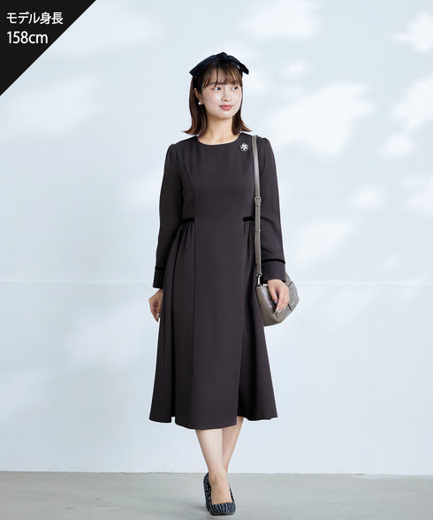 【安田美沙子さん着用】ベロアラインフレアワンピース