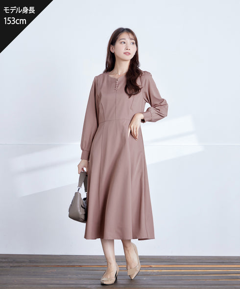 ハートネックくるみ釦ワンピース