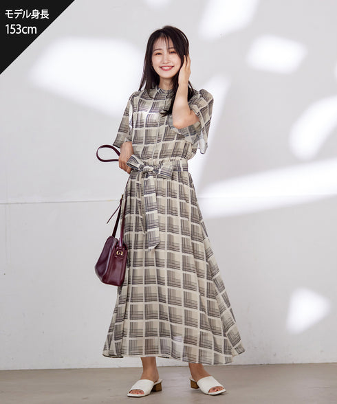 【新色追加】チェック柄フレア袖シアーワンピース