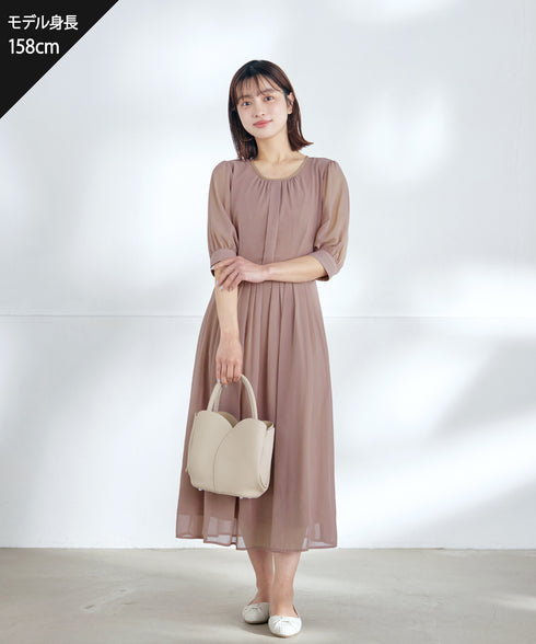 シフォンワンピース