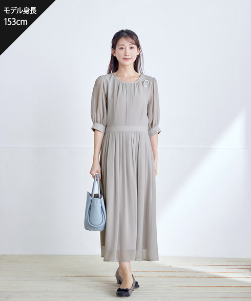 シフォンワンピース