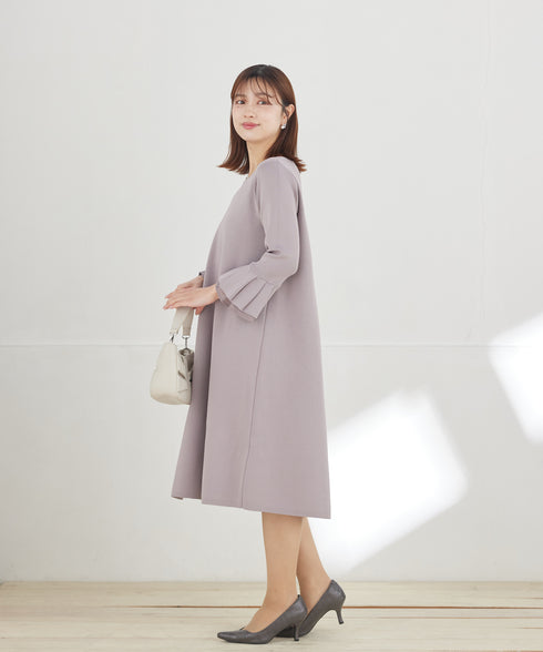 シフォンフレア袖スポンジニットワンピース