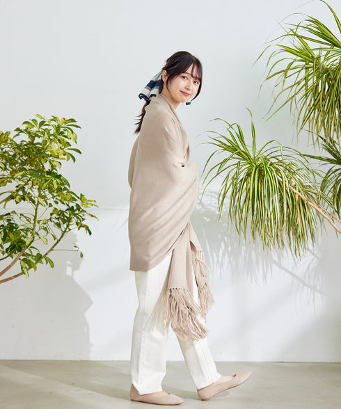 【アウトレット】羽織るだけでお洒落度UPのストール風カーディガン