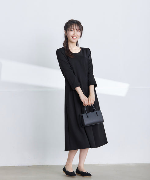 【UVカット・吸水速乾】 “きれい見え” カットソータックフレアワンピース