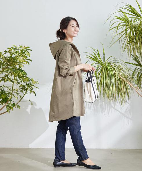 ミドル丈マウンテンコート