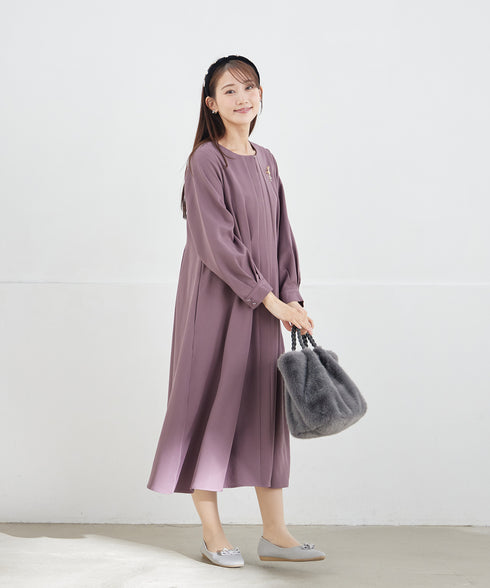 ビジュー付きフロント切替タックワンピース