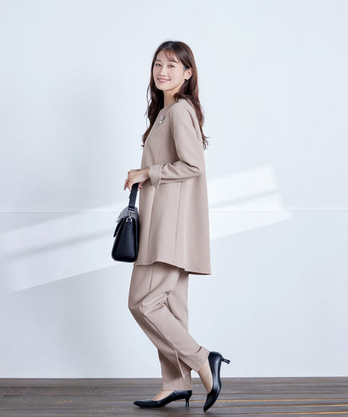 【ストレッチジョーゼット】 スリットテーパードパンツ