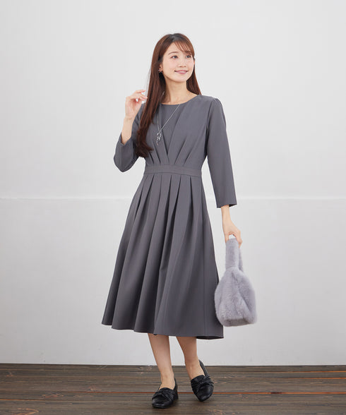 【おのののかさん着用/半袖&長袖選べる袖丈】タックフレアワンピース