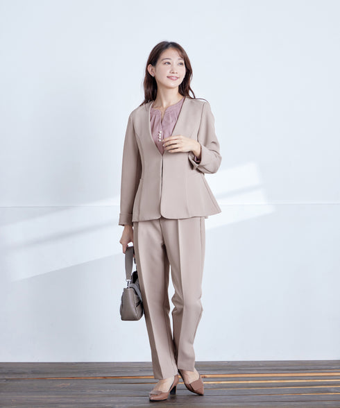 【クリアランスセール】スキッパー衿ボタンブラウス