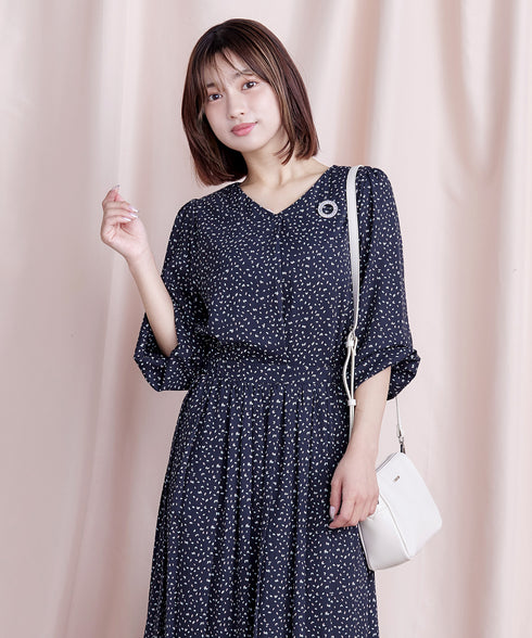 【新色追加】 パフスリーブプリーツワンピース