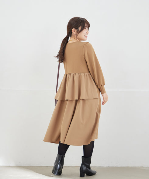 ドッキングティアードワンピース