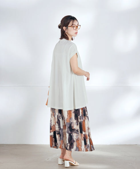 ペイント柄スカート
