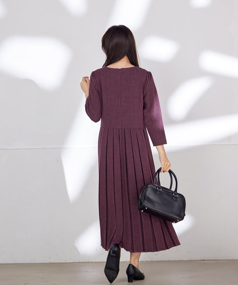 プリーツワンピース