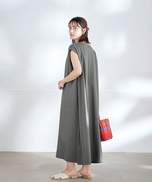 フレンチスリーブカットソーワンピース