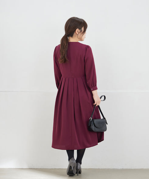 ロールVネックワンピース