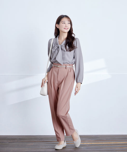 リボンタイブラウス