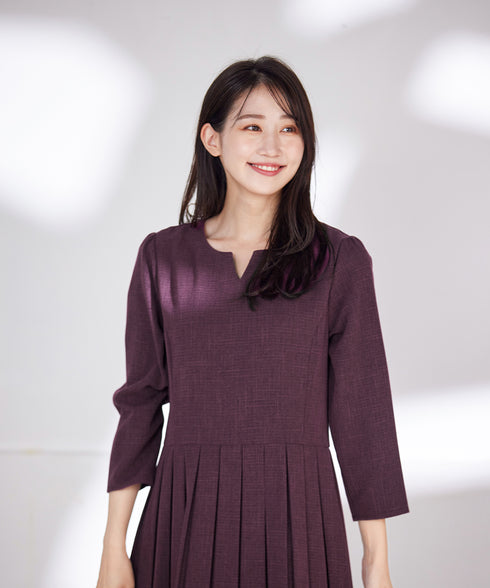 プリーツワンピース