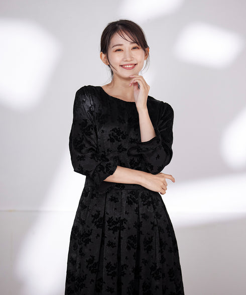 【安田美沙子さん着用 / 新色追加】 フラワーフロッキーワンピース