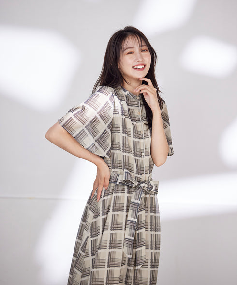 【新色追加】チェック柄フレア袖シアーワンピース