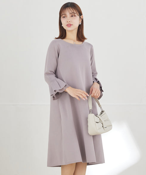 シフォンフレア袖スポンジニットワンピース