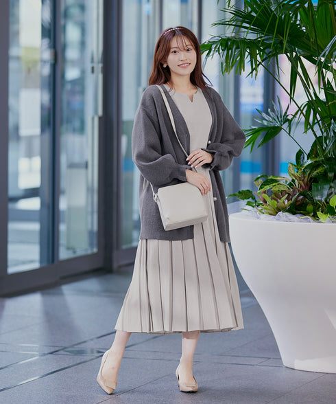 プリーツワンピース