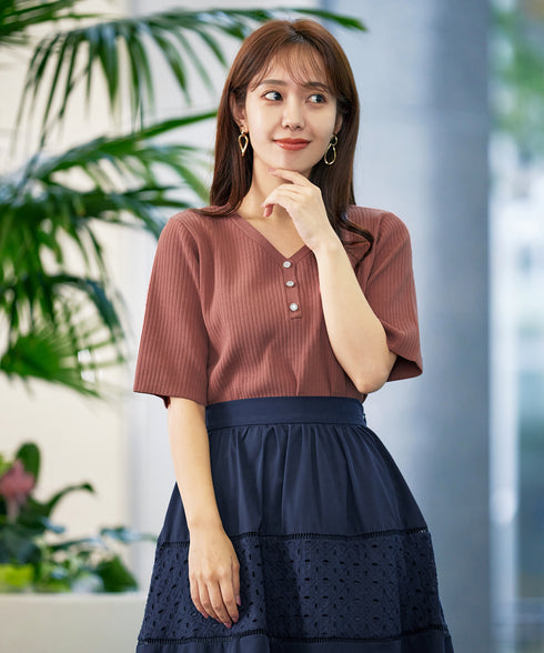 【アウトレット】Vネックボタンニットトップス