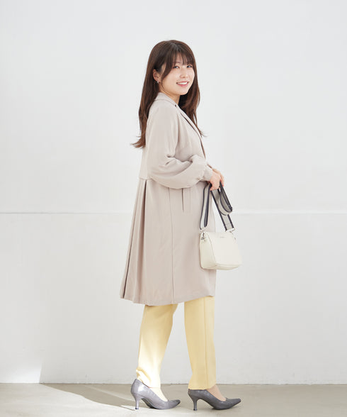 バックプリーツパフスリーブコート