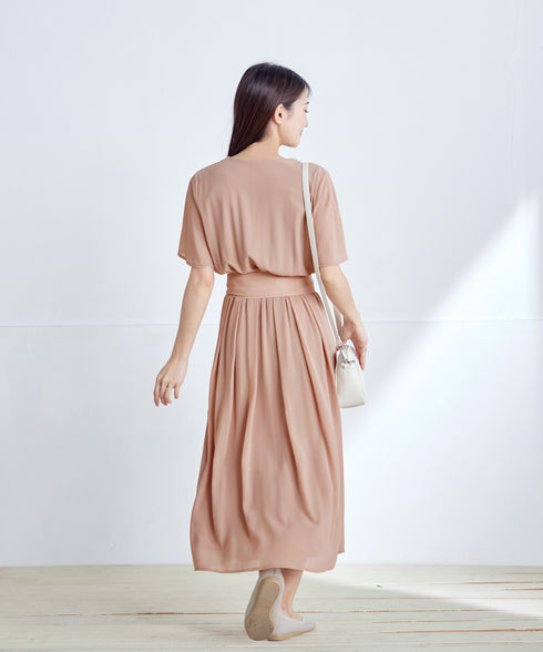 花びらスリーブベルト付きワンピース