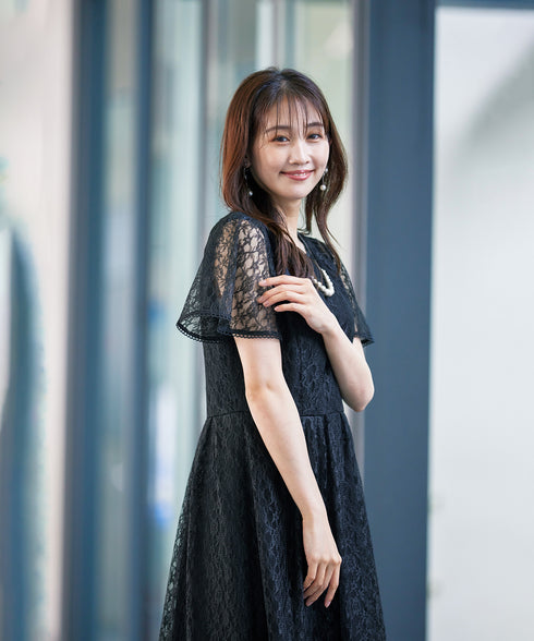 【アウトレット】フレアスリーブ総レースワンピース