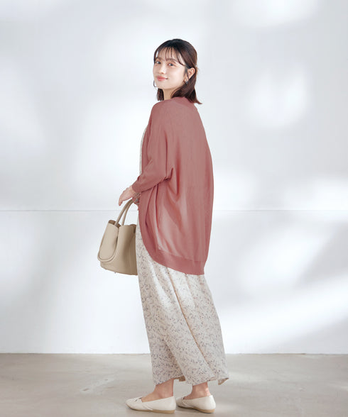 体型カバーも叶うドルマンニットカーディガン