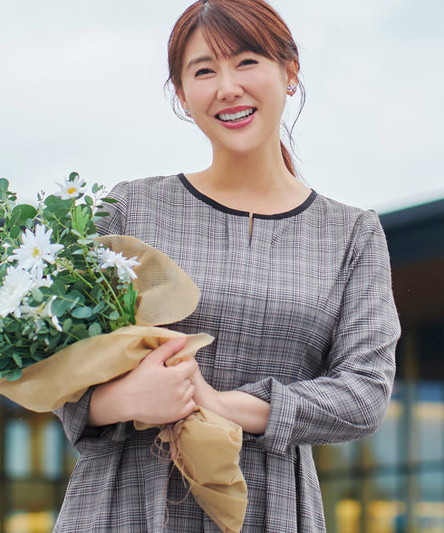 【安めぐみさん着用・金属アレルギー対応】スターフルールピアス・イヤリング
