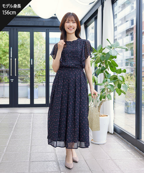 フレアスリーブワンピース