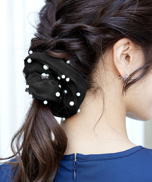 フェイクパール付きシュシュ