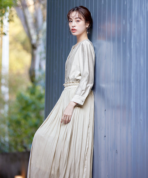 【安田美沙子さん着用】ヴィンテージサテンプリーツスカート