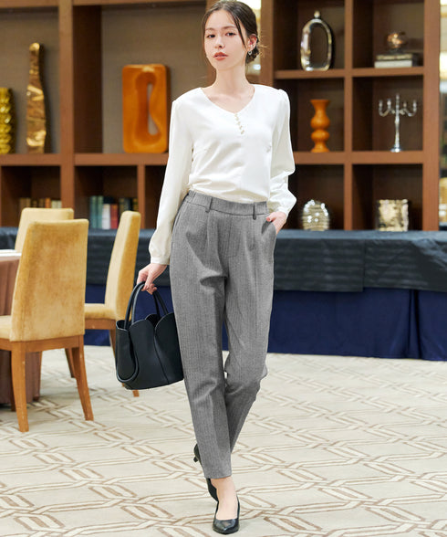 【スマート裏起毛】パールボタンブラウス