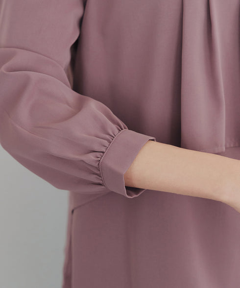 アシンメトリードレープブラウス