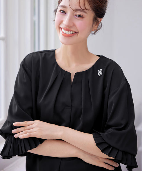 プリーツスリーブブラウス