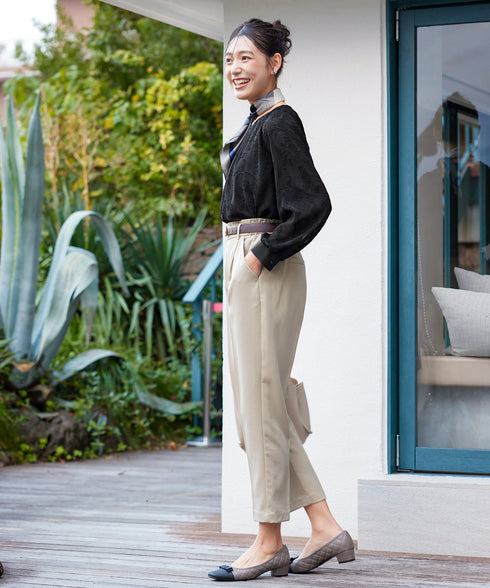 【クリアランスセール】フラワージャガードブラウス