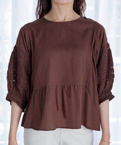 コットンエンブロイダリーブラウス