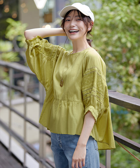 コットンエンブロイダリーブラウス