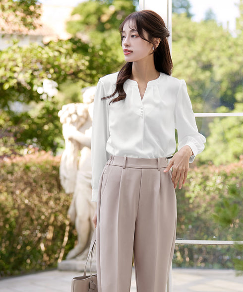 【クリアランスセール】スキッパー衿ボタンブラウス