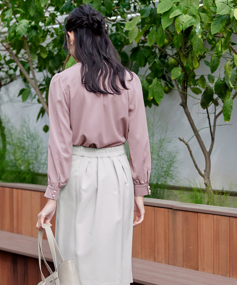 【クリアランスセール】スキッパー衿ボタンブラウス