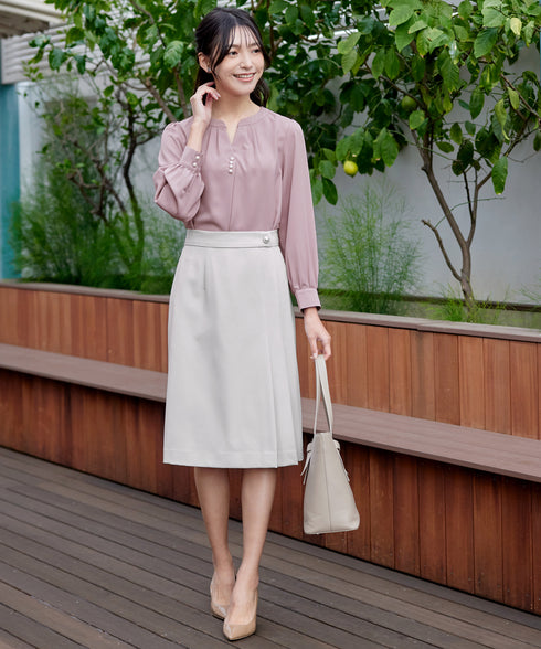 【クリアランスセール】スキッパー衿ボタンブラウス