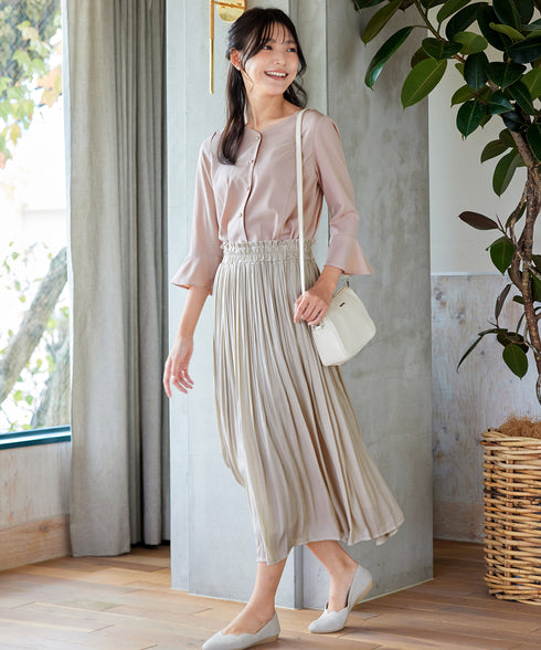 【アウトレット】ハートネックフレア袖ブラウス