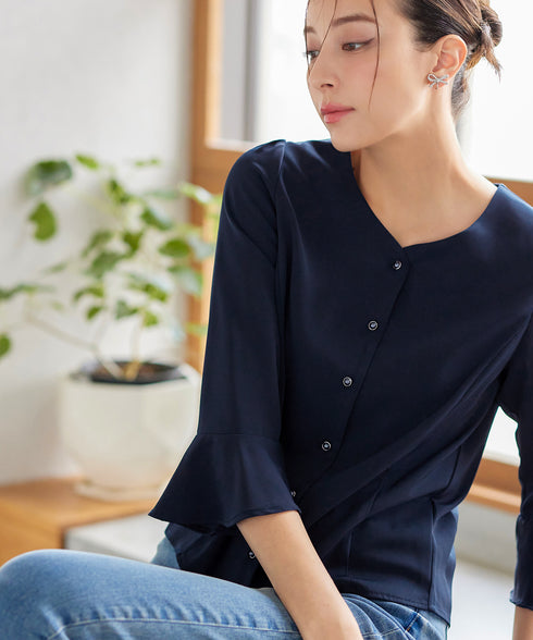 【アウトレット】ハートネックフレア袖ブラウス