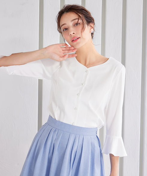 【アウトレット】ハートネックフレア袖ブラウス